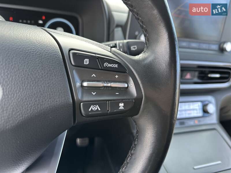 Внедорожник / Кроссовер Hyundai Kona Electric 2021 в Стрые