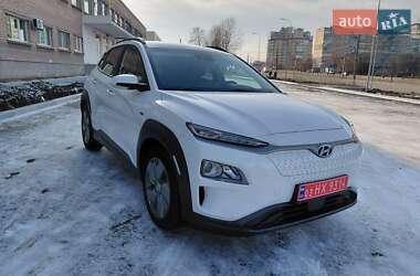 Внедорожник / Кроссовер Hyundai Kona Electric 2020 в Кривом Роге