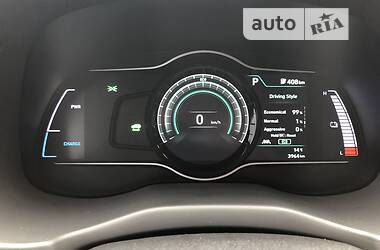 Позашляховик / Кросовер Hyundai Kona 2019 в 