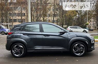 Позашляховик / Кросовер Hyundai Kona 2019 в 
