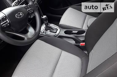 Позашляховик / Кросовер Hyundai Kona 2018 в 