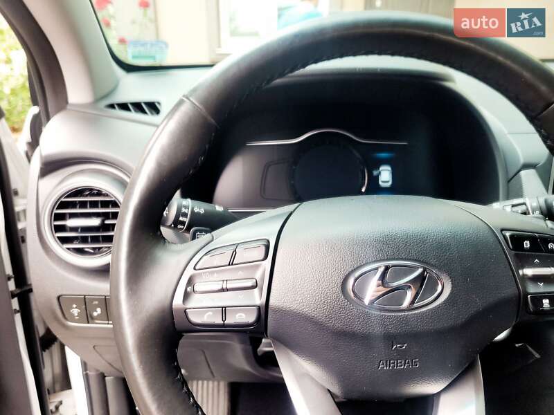 Внедорожник / Кроссовер Hyundai Kona 2019 в Кривом Роге фото 4 Внедорожник / Кроссовер Hyundai Kona 2019 в Кривом Роге