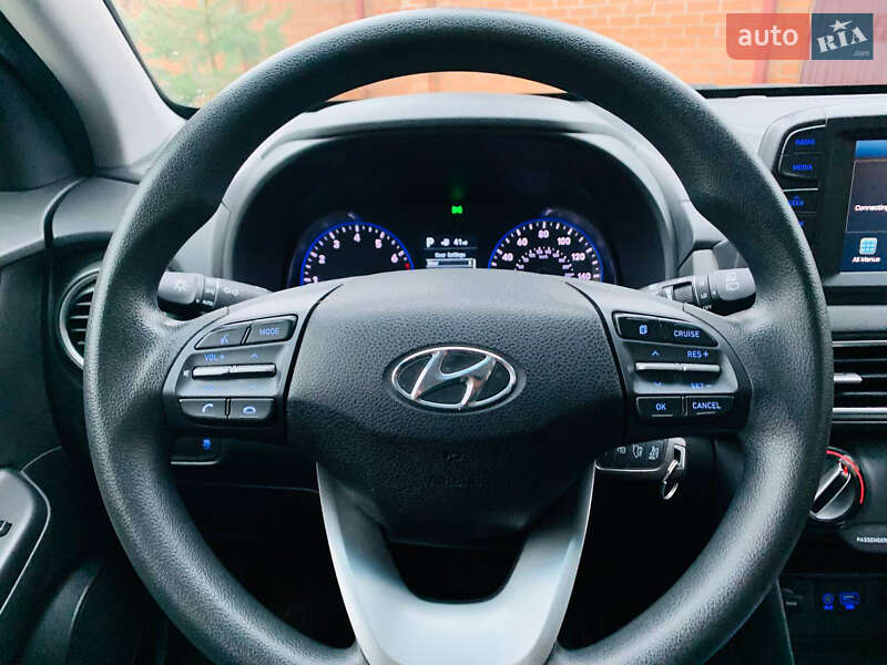 Внедорожник / Кроссовер Hyundai Kona 2018 в Львове