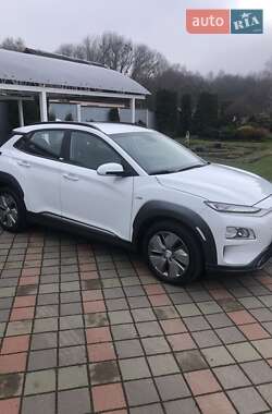 Внедорожник / Кроссовер Hyundai Kona 2019 в Хмельницком