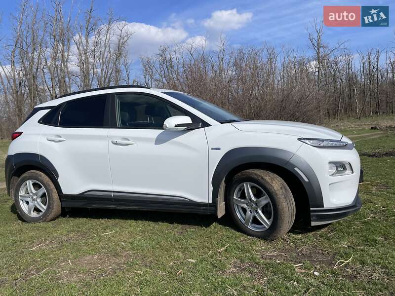 Позашляховик / Кросовер Hyundai Kona 2019 в Кривому Розі