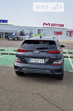 Внедорожник / Кроссовер Hyundai Kona 2023 в Одессе