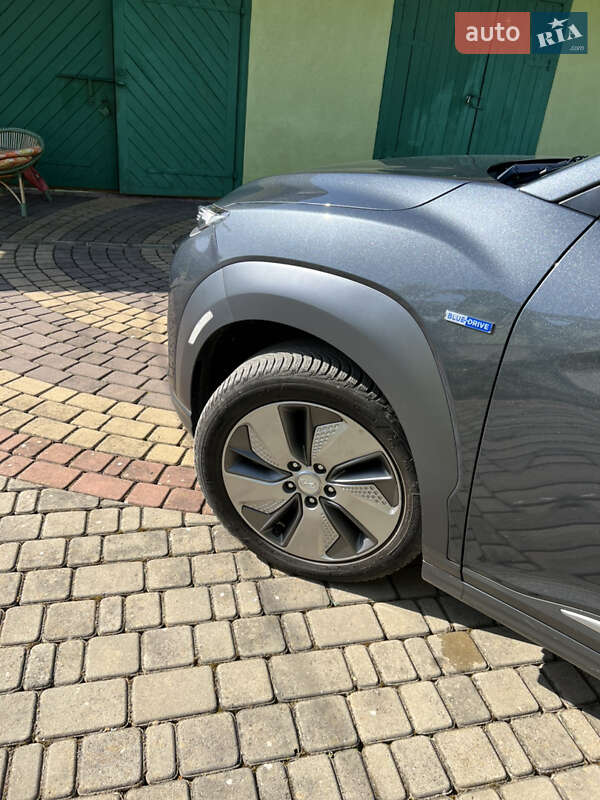 Внедорожник / Кроссовер Hyundai Kona 2019 в Стрые