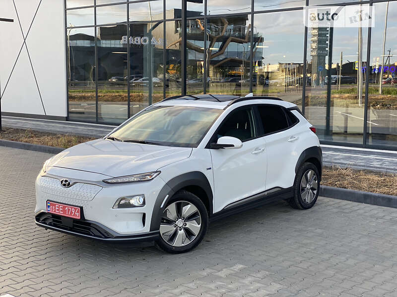 Позашляховик / Кросовер Hyundai Kona 2018 в Луцьку