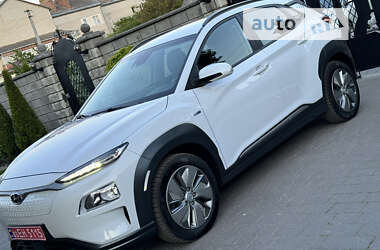 Внедорожник / Кроссовер Hyundai Kona 2021 в Дубно