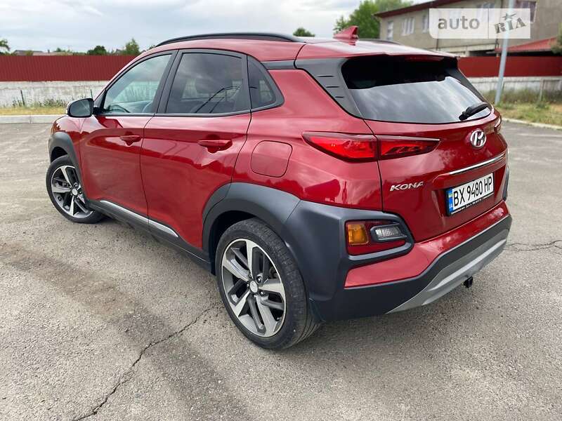 Внедорожник / Кроссовер Hyundai Kona 2020 в Киеве