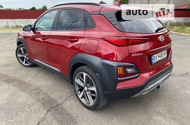 Внедорожник / Кроссовер Hyundai Kona 2020 в Нетешине