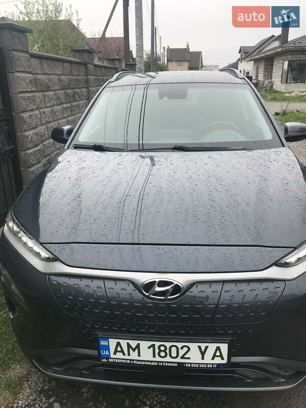 Внедорожник / Кроссовер Hyundai Kona 2018 в Ровно