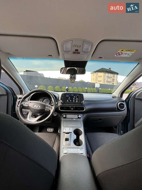 Позашляховик / Кросовер Hyundai Kona 2020 в Львові