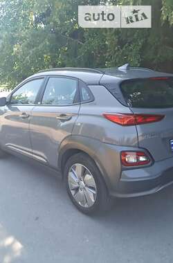 Позашляховик / Кросовер Hyundai Kona 2020 в Києві
