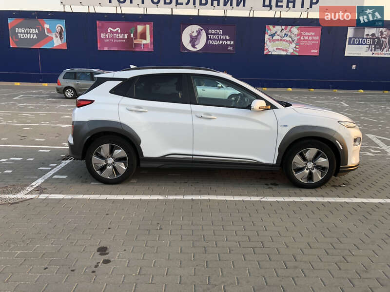 Внедорожник / Кроссовер Hyundai Kona 2018 в Ковеле