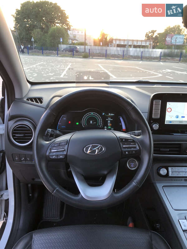 Внедорожник / Кроссовер Hyundai Kona 2018 в Ковеле