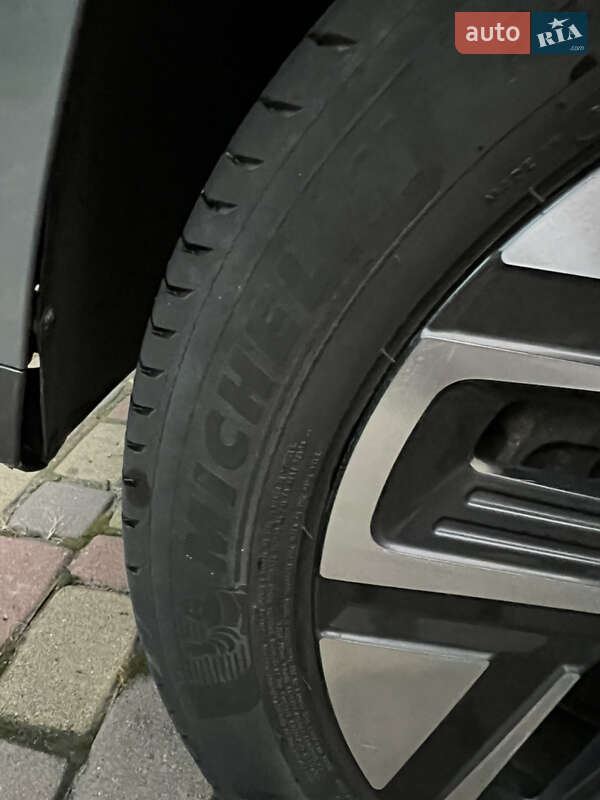 Внедорожник / Кроссовер Hyundai Kona 2021 в Ровно