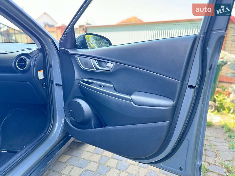 Позашляховик / Кросовер Hyundai Kona 2019 в Чернівцях