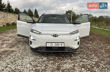 Внедорожник / Кроссовер Hyundai Kona 2019 в Тернополе