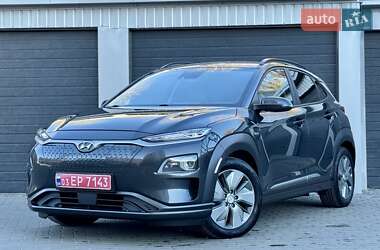 Внедорожник / Кроссовер Hyundai Kona 2020 в Тернополе