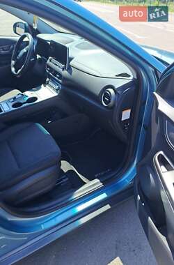 Внедорожник / Кроссовер Hyundai Kona 2020 в Ровно