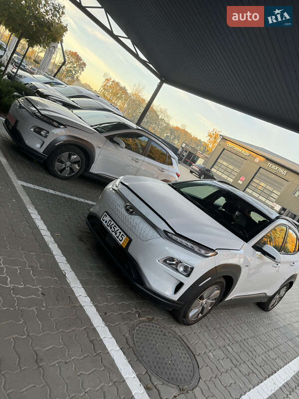 Внедорожник / Кроссовер Hyundai Kona 2020 в Одессе