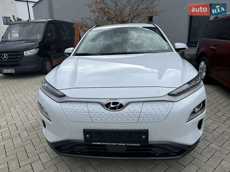 Внедорожник / Кроссовер Hyundai Kona 2020 в Одессе