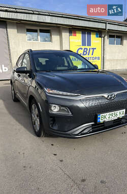 Внедорожник / Кроссовер Hyundai Kona 2020 в Львове