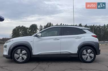 Внедорожник / Кроссовер Hyundai Kona 2019 в Дубно