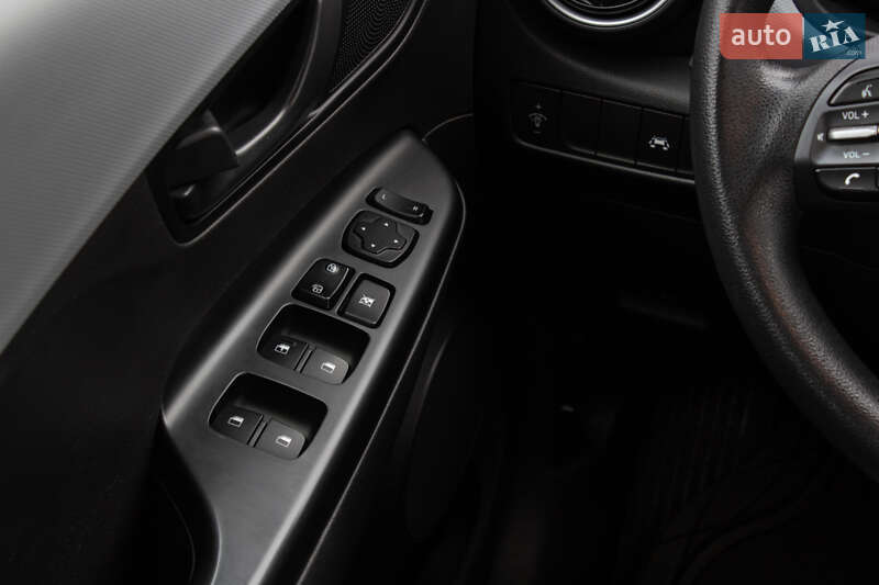 Позашляховик / Кросовер Hyundai Kona 2019 в Львові