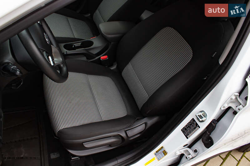 Позашляховик / Кросовер Hyundai Kona 2019 в Львові