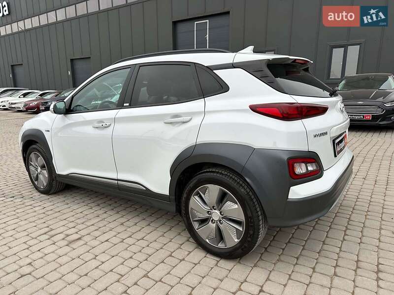 Позашляховик / Кросовер Hyundai Kona 2020 в Львові