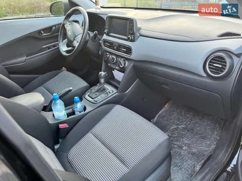 Внедорожник / Кроссовер Hyundai Kona 2018 в Львове