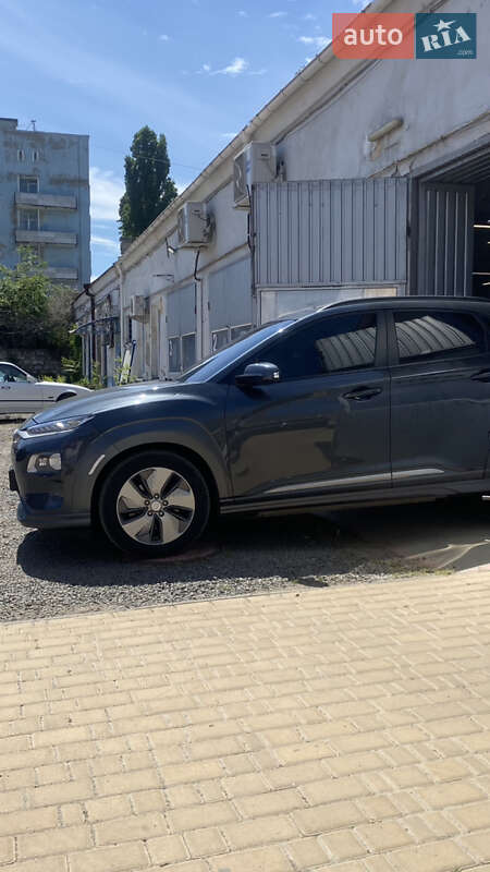Внедорожник / Кроссовер Hyundai Kona 2019 в Одессе