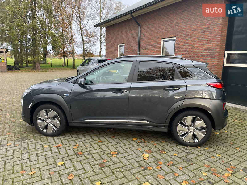 Внедорожник / Кроссовер Hyundai Kona 2019 в Полтаве