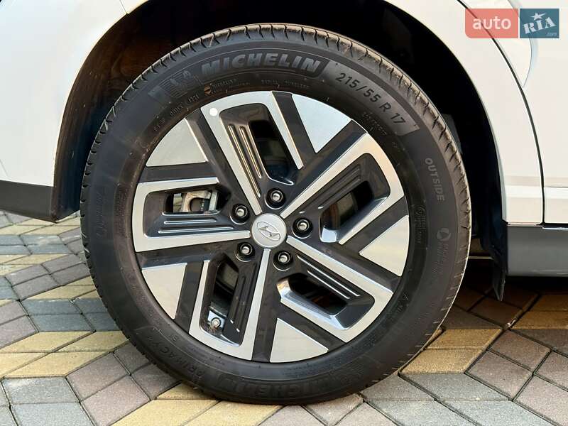 Позашляховик / Кросовер Hyundai Kona 2021 в Самборі