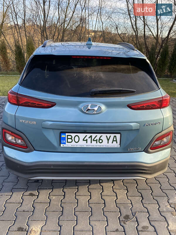Внедорожник / Кроссовер Hyundai Kona 2018 в Тернополе