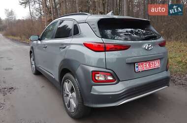 Позашляховик / Кросовер Hyundai Kona 2019 в Луцьку