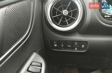 Внедорожник / Кроссовер Hyundai Kona 2021 в 