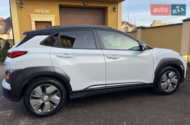 Внедорожник / Кроссовер Hyundai Kona 2020 в Львове