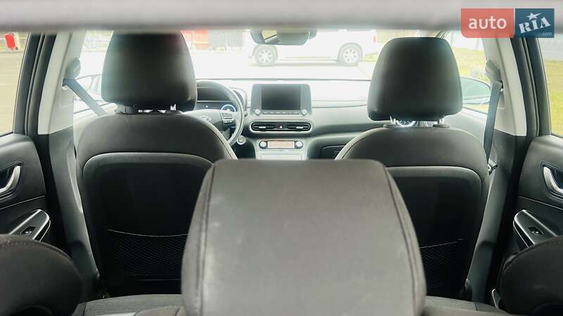 Позашляховик / Кросовер Hyundai Kona 2021 в Києві