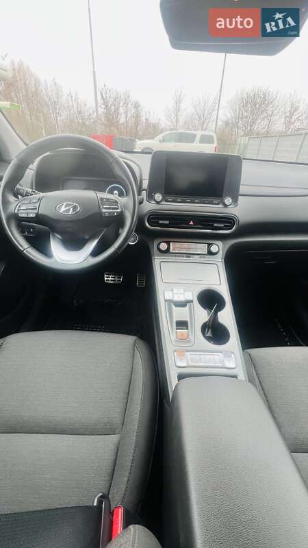 Позашляховик / Кросовер Hyundai Kona 2021 в Києві