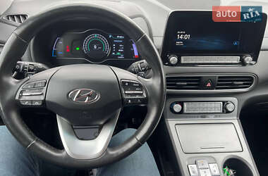 Внедорожник / Кроссовер Hyundai Kona 2020 в Александрие