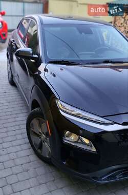 Позашляховик / Кросовер Hyundai Kona 2021 в Львові
