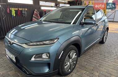 Позашляховик / Кросовер Hyundai Kona 2019 в Чернівцях