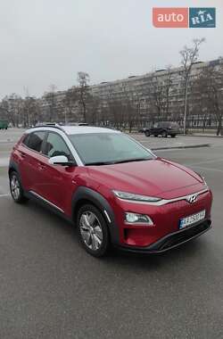 Внедорожник / Кроссовер Hyundai Kona 2020 в 