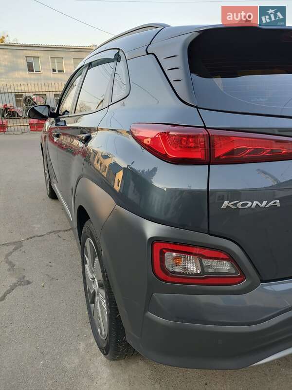 Позашляховик / Кросовер Hyundai Kona 2019 в Чернігові