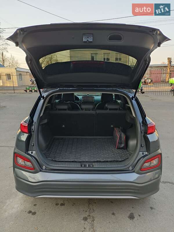 Позашляховик / Кросовер Hyundai Kona 2019 в Чернігові