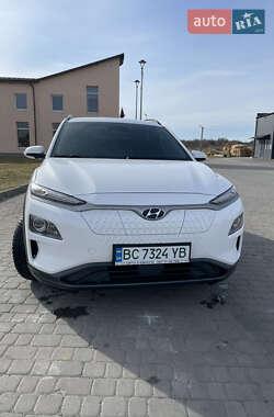 Внедорожник / Кроссовер Hyundai Kona 2020 в Новом Роздоле