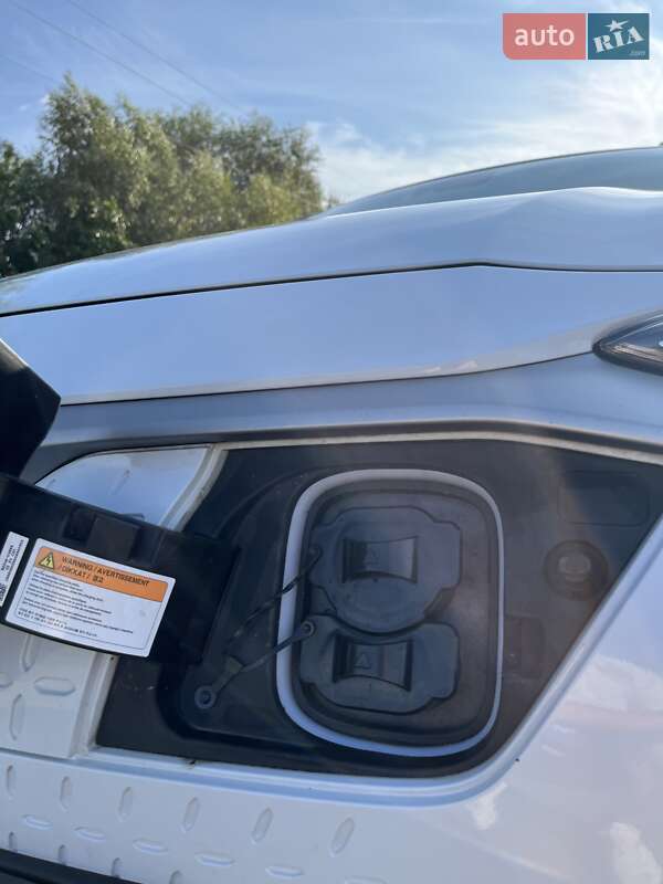 Внедорожник / Кроссовер Hyundai Kona 2018 в Ровно